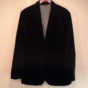 Banana Republic Men’s Velvet Jacket in 46L